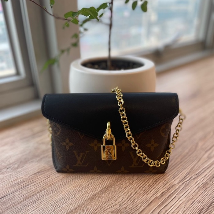 b2ff3605d80c15f99f72ad72a3c402cd_1702902892_4245.jpg b2ff3605d80c15f99f72ad72a3c402cd_1702902892_4245.jpg