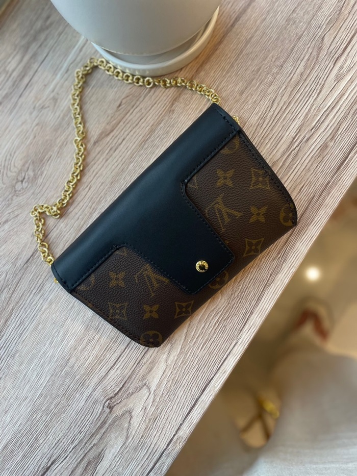 b2ff3605d80c15f99f72ad72a3c402cd_1702902894_5126.jpg b2ff3605d80c15f99f72ad72a3c402cd_1702902894_5126.jpg