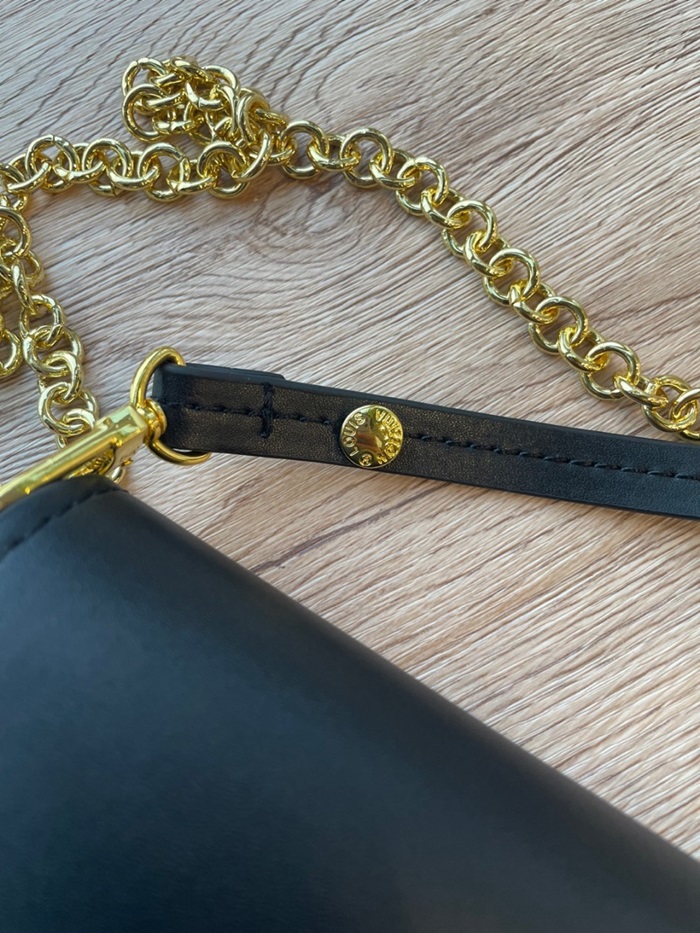 b2ff3605d80c15f99f72ad72a3c402cd_1702902895_6207.jpg b2ff3605d80c15f99f72ad72a3c402cd_1702902895_6207.jpg