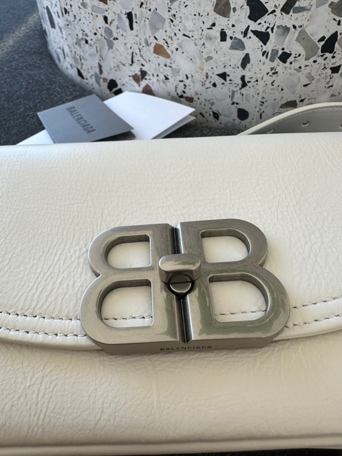 e1feafe7a412ee85f06505a6535dde0f_1702648140_5792.jpg e1feafe7a412ee85f06505a6535dde0f_1702648140_5792.jpg