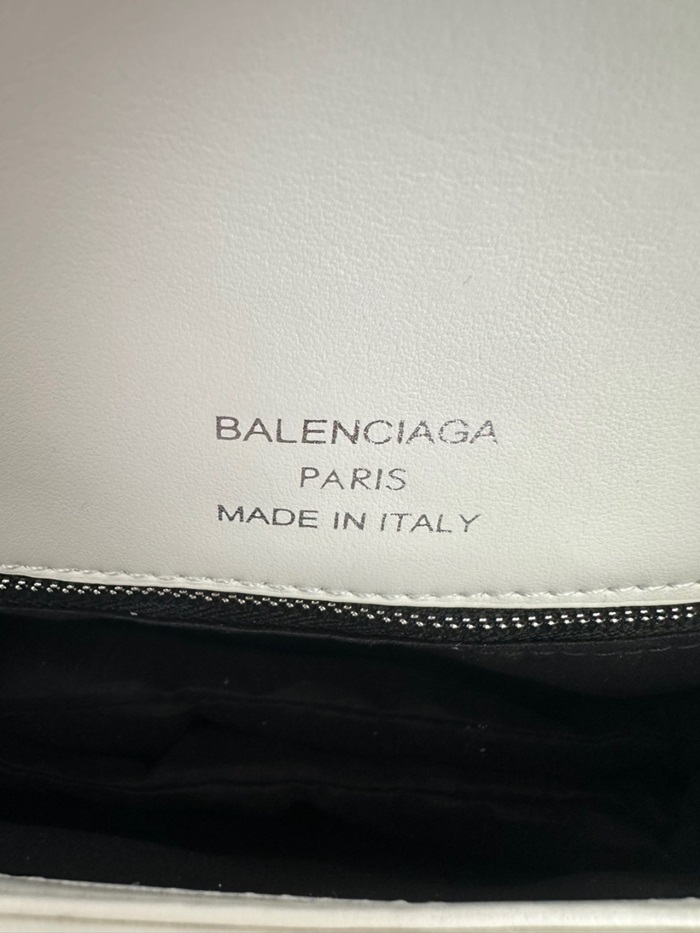 e1feafe7a412ee85f06505a6535dde0f_1702648171_1906.jpg e1feafe7a412ee85f06505a6535dde0f_1702648171_1906.jpg