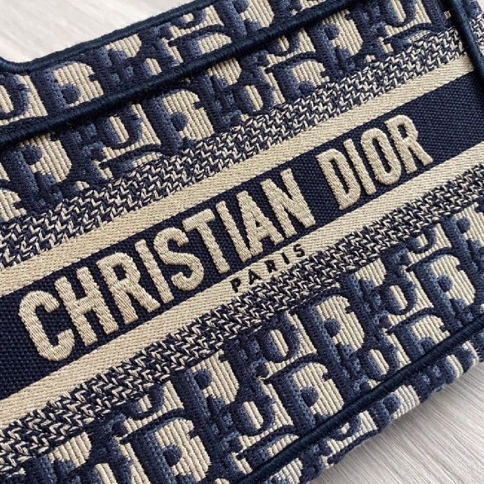 b69fa41b6b66a5f0e6ba97bed1f90797_1724902604_0103.jpg b69fa41b6b66a5f0e6ba97bed1f90797_1724902604_0103.jpg