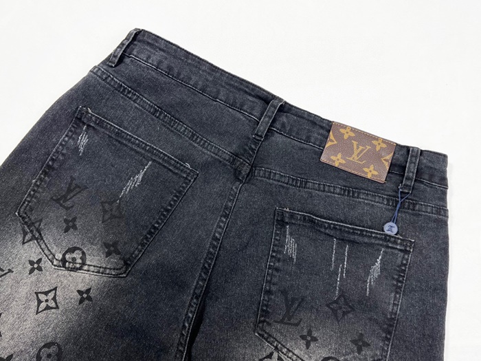 a156e39d6a30634578764d7f1536e620_1736919786_3984.jpg a156e39d6a30634578764d7f1536e620_1736919786_3984.jpg