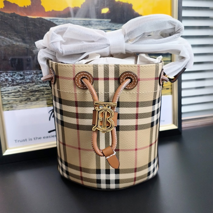 840ceacd01a26ab337138a34aab3721c_1740455869_4612.jpg 840ceacd01a26ab337138a34aab3721c_1740455869_4612.jpg