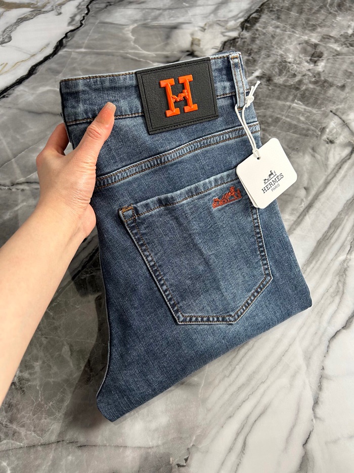 0a2cb94d97e8057ec1a7980bcb398efa_1742362891_8461.jpg 0a2cb94d97e8057ec1a7980bcb398efa_1742362891_8461.jpg