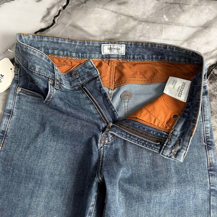 0a2cb94d97e8057ec1a7980bcb398efa_1742362896_6563.jpg 0a2cb94d97e8057ec1a7980bcb398efa_1742362896_6563.jpg