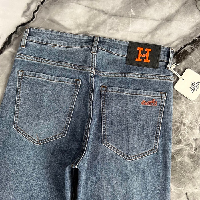 0a2cb94d97e8057ec1a7980bcb398efa_1742362897_6412.jpg 0a2cb94d97e8057ec1a7980bcb398efa_1742362897_6412.jpg