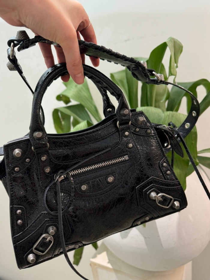 b45b4c1c9e12aecbf257af54a8676ead_1741766456_0953.png b45b4c1c9e12aecbf257af54a8676ead_1741766456_0953.png