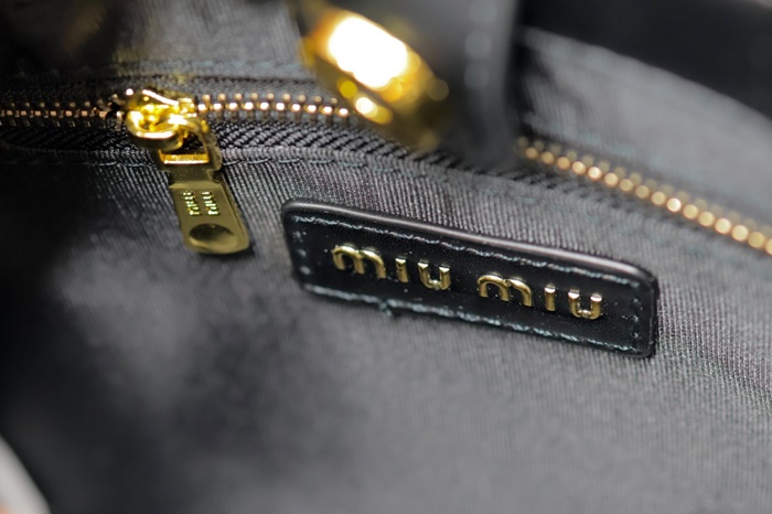 c1ebd7f895a09d6ae05d87db67c60c97_1741848322_0428.jpg c1ebd7f895a09d6ae05d87db67c60c97_1741848322_0428.jpg