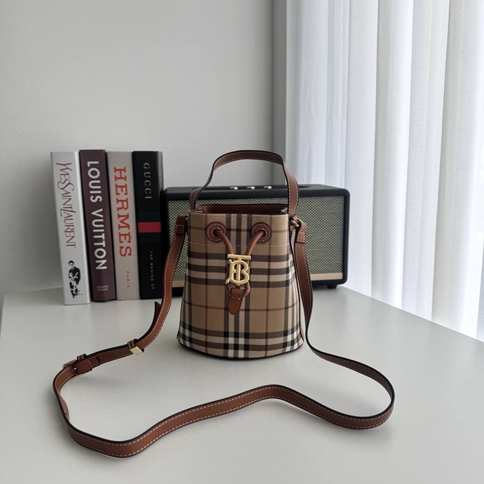 6347c87e75bf9e023b95049d61ae9f92_1747534532_4495.jpg 6347c87e75bf9e023b95049d61ae9f92_1747534532_4495.jpg