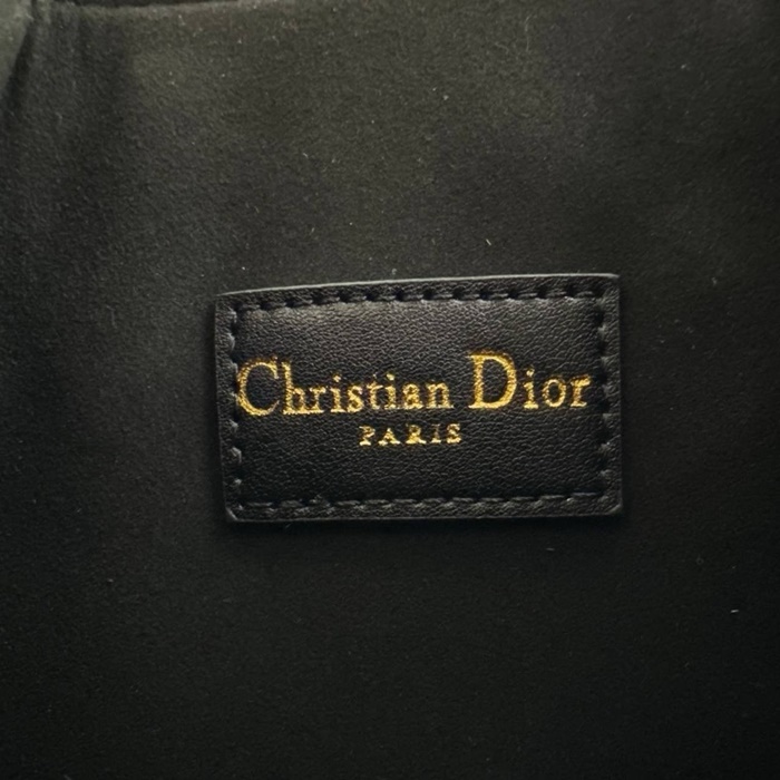 84d04978efd71af475ba482e2503763e_1747537712_2251.jpg 84d04978efd71af475ba482e2503763e_1747537712_2251.jpg