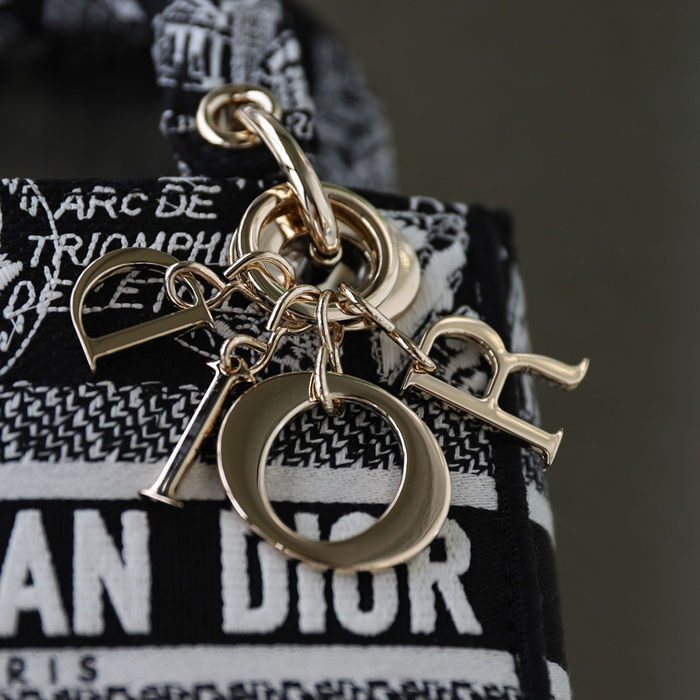 1766b7db881d0a0553430a75169e6409_1750233697_0558.png 1766b7db881d0a0553430a75169e6409_1750233697_0558.png