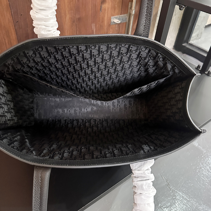 dc2aa234e8d994591fe54f7847bd7944_1756374778_6601.JPG dc2aa234e8d994591fe54f7847bd7944_1756374778_6601.JPG