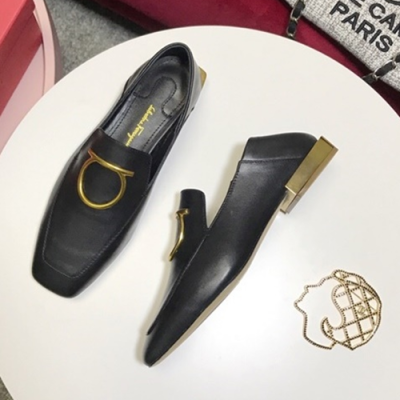 FERRAGAMO SALVATORE 2018 LADIES LOAFER SHOES - 페레가모 여성 에나멜 로퍼 FER0023 , 사이즈 (225 - 245)