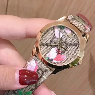 GUCCI LADIES G-TIMELESS VERSION QUARTZ - 구찌 레이디스 G-TIMELESS 버전 쿼츠,베이지