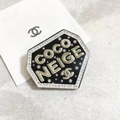 CHANEL White Gold  Brooch - 샤넬  여성용 18k도금 화이트 골드 브로치