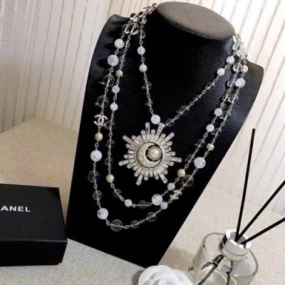 CHANEL Choker  18k White Gold  - 샤넬  여성용 목걸이 18K도금 화이트 골드