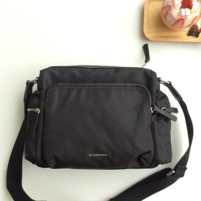 Burberry 2019 Nylon Shoulder Bag, 35.5cm - 버버리 2019 남여공용 나일론 숄더백,BURB0004,35.5cm,블랙