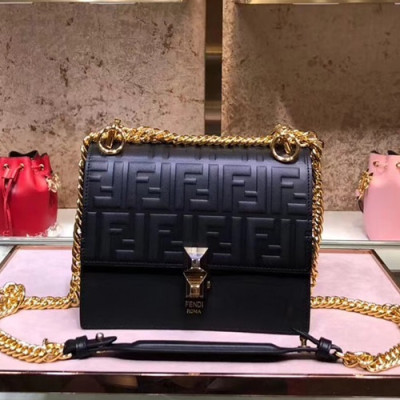 [매장판]Fendi  Kan I Chain Shoulder Bag  - 펜디 칸아이 체인 숄더백 FENB0021,블랙