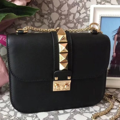 Valentino Rockstud Leather Cross Bag,21CM - 발렌티노 락스터드 레더 크로스백,VTB0005,21CM,블랙