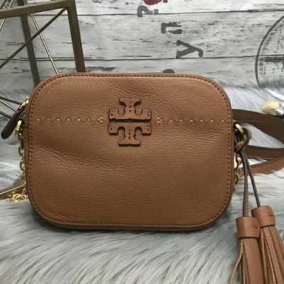 Tory Burch Leather Brown Mcgraw Tassel Camera Shoulder Bag,20cm - 토리버치 레더 브라운 맥그로우 태슬 카메라 숄더백 TBB0147,20cm