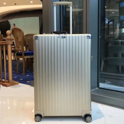 RIMOWA Classic Flight Carrier,20/24/29 in - 리모와 클래식 플라이트 남여공용 캐리어, RIMC0041,20/24/29 in,다크실버