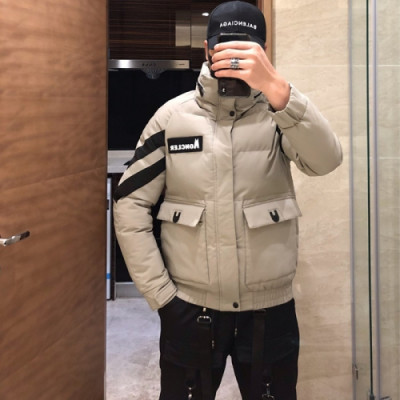 [매장판] Moncler 2018/19 Mens Down Padding - 몽클레어 남성 다운 패딩 Moc0367x.Size(M - 3XL)2컬러(블랙/카키)