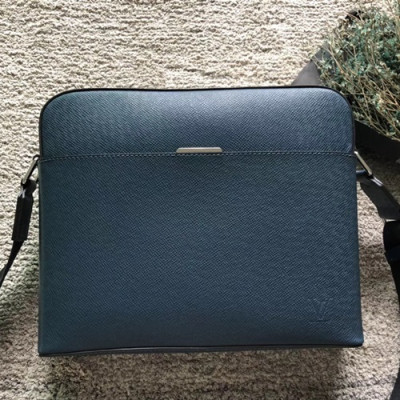 Louis Vuitton Taiga Messenger Shoulder Bag,28cm - 루이비통 타이가 메신저 남성용 숄더백 M34409 ,LOUB0928,28cm,블루