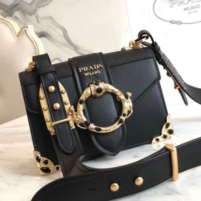 Prada Cahier Leather Shoulder Bag,20cm - 프라다 카이에 레더 여성용 숄더백 ,1BD103-3,20cm,블랙