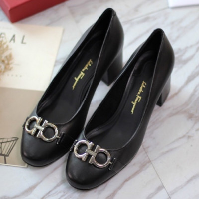 Salvator Ferragamo 2019 Ladies Gancini Leather Pumps  - 살바토레 페레가모 여성 간치니 레더 펌프스 Fer0132x.Size(225 - 250).블랙