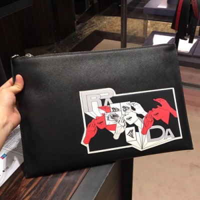 Prada Mens Saffiano Clutch Bag ,36CM - 프라다 사피아노 남성용 클러치백 2NH002-1,36CM,블랙+레드