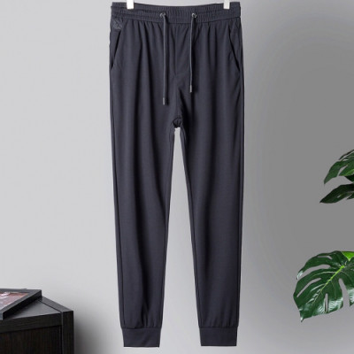 EA Armani 2019 Mens Cotton Training Pants - 알마니 남성 코튼 트레이닝 팬츠 Arm0168x.Size (29 - 38).블랙