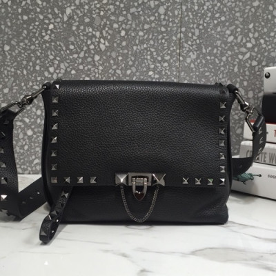 Valentino 2019 Leather Rockstud Shoudler Bag,23CM - 발렌티노 2019 레더 락스터드 숄더백,VTB0144,23CM,블랙