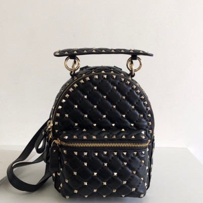 Valentino 2019 Leather Garavani Ruckstud Spike Mini Back Pack ,20.5CM - 발렌티노 2019 레더 가라바니 락스터드 스파이크 미니 백팩,VTB0229,20.5CM,블랙