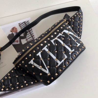 Valentino 2019 Leather VLTN Garavani Rockstud Spike Belt Bag,19.5/28CM - 발렌티노 2019 레더 VLTN 가라바니 락스터드 스파이크 벨트백, VTB0270,19.5/28CM,블랙