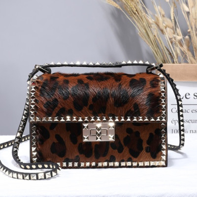 Valentino 2019 Fur & Leather Shoudler Cross Bag,21CM - 발렌티노 2019 퍼 & 레더 숄더 크로스백,VTB0368,21CM,브라운