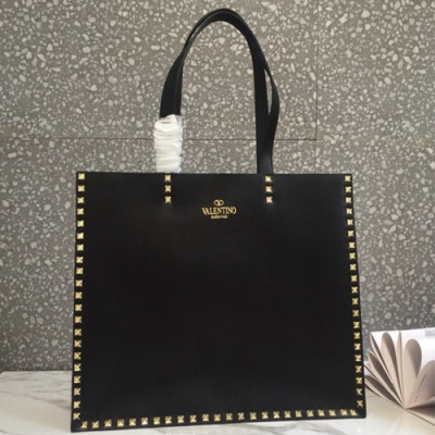 Valentino 2019 Leather Rockstud Tote Shopper Bag,37CM - 발렌티노 2019 레더 락스터드 토트 쇼퍼백,VTB0415,37CM,블랙