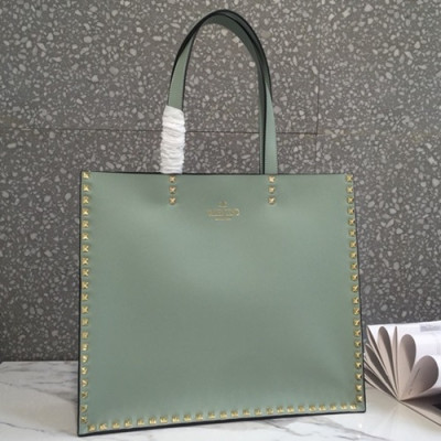 Valentino 2019 Leather Rockstud Tote Shopper Bag,37CM - 발렌티노 2019 레더 락스터드 토트 쇼퍼백,VTB0417,37CM,라이트그린