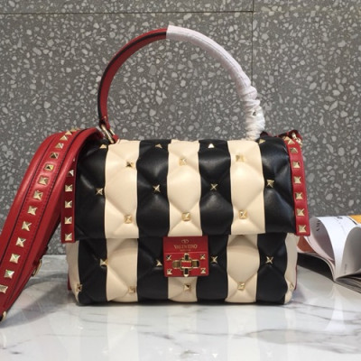 Valentino 2019 Leather Ruckstud Tote Shoudler Bag,23CM - 발렌티노 2019 레더 락스터드 토트 숄더백,0055-VTB0437,23CM,블랙+베이지