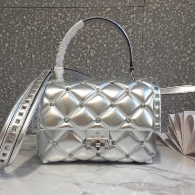 Valentino 2019 Leather Ruckstud Tote Shoudler Bag,23CM - 발렌티노 2019 레더 락스터드 토트 숄더백,0055-VTB0445,23CM,실버