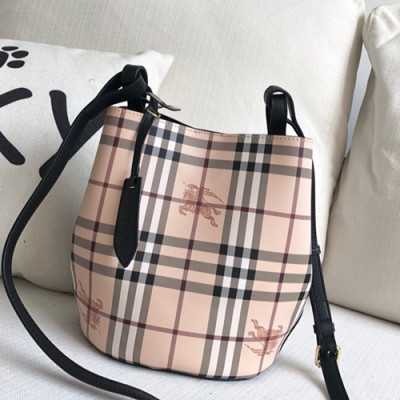 Burberry 2019 Check Bucket Shoulder Bag, 23.5cm - 버버리 2019 체크 버킷 숄더백,BURB0218,23.5cm,블랙