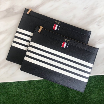 Thom Browne 2019 Leather Clutch Bag ,30/33cm - 톰브라운 2019 레더 남여공용 클러치백 THOB0041,30/33cm,블랙