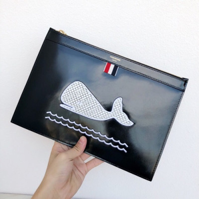 Thom Browne 2019 Leather Clutch Bag ,30/33cm - 톰브라운 2019 레더 남여공용 클러치백 THOB0049,30/33cm,블랙