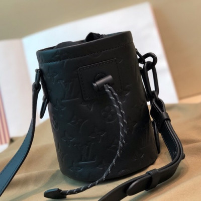 Louis Viutton 2019 Chalk Nano Bucket Shouder Bag ,17cm - 루이비통 2019 여성용 초크 나노 버킷 숄더백 M44631,LOUB1287,17cm,블랙