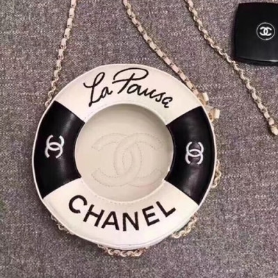 Chanel 2019 Small Round Chain Shoulder Bag  ,19CM - 샤넬 2019 스몰 라운드 체인 숄더백  CHAB0698,19CM,블랙