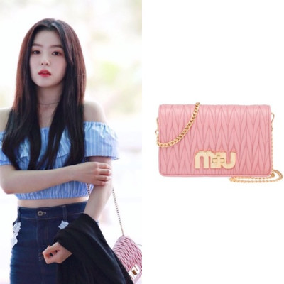 MiuMiu 2019  Matelasse Chain Shoulder Cross Bag,18cm - 미우미우 2019 마틀라세 체인 숄더 크로스백,5BF057, MIUB0194  , 18cm,연핑크 - 아이린