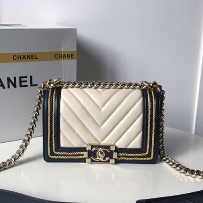 Chanel 2019 Leboy Leather Chain Shoulder Bag ,20CM - 샤넬 2019 르보이 레더 체인 숄더백 67085 - CHAB0778,20CM,화이트+블루