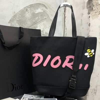 Dior x Kaws 2019 Canvas & Leather Tote Shopper Bag ,44CM - 디올 x 카우스 2019 남여공용 캔버스 & 레더 토트 쇼퍼백  DIOB0295,44CM,블랙(핑크)