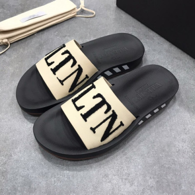 Valentino 2019 Mens Logo Leather Slipper - 발렌티노 남성 로고 레더 슬리퍼 Val0218x.Size(240 - 275).화이트