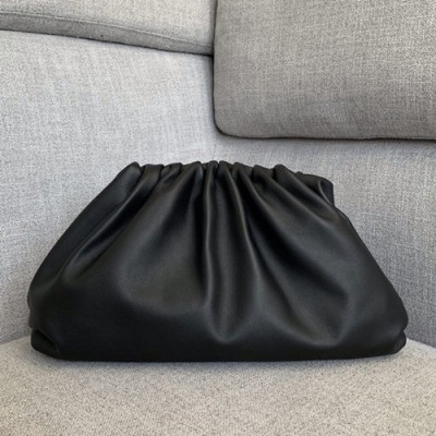 Bottega Veneta 2019 The Pouch Bag ,40cm - 보테가 베네타 2019 더 파우치 백, 576227,BVB0274,40cm,블랙